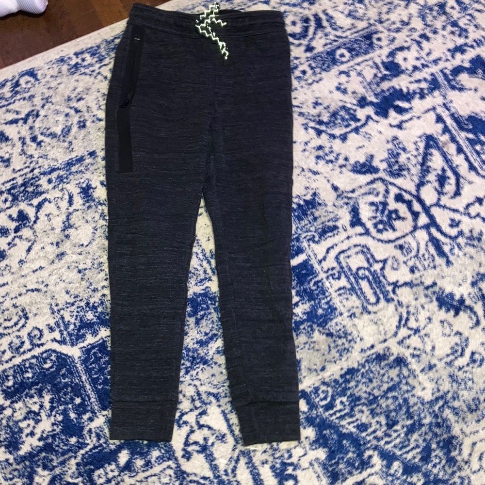 American eagle men’s joggers